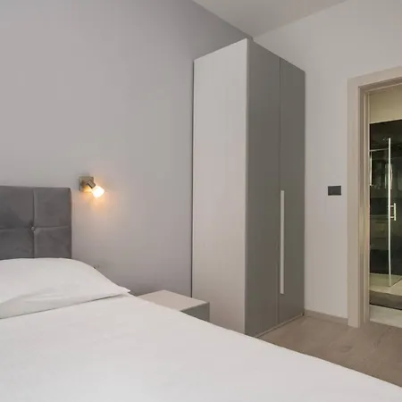 Vila K With Rooftop Jacuzzi, Sea View And Private Gym