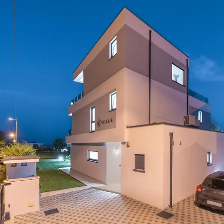 K With Rooftop Jacuzzi, Sea View And Private Gym *