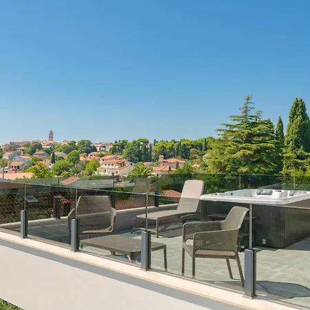 Villa K With Rooftop Jacuzzi, Sea View And Private Gym Premantura