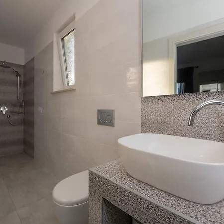 Villa K With Rooftop Jacuzzi, Sea View And Private Gym *