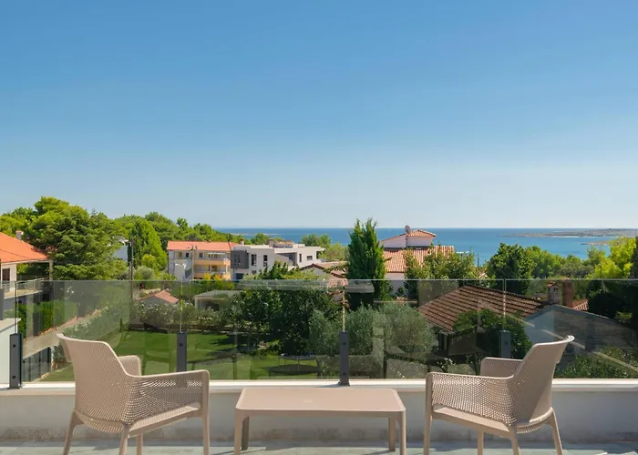 K With Rooftop Jacuzzi, Sea View And Private Gym