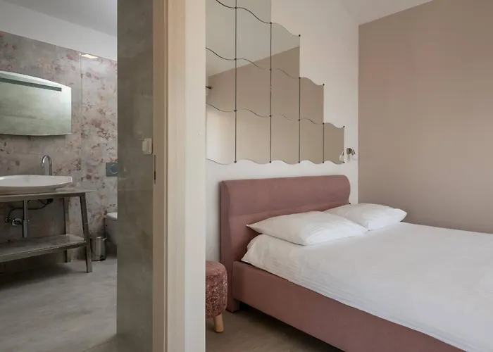 K With Rooftop Jacuzzi, Sea View And Private Gym Premantura